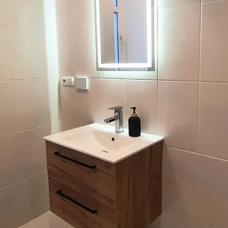 אכסניה Stacja Jezyce פוזנן